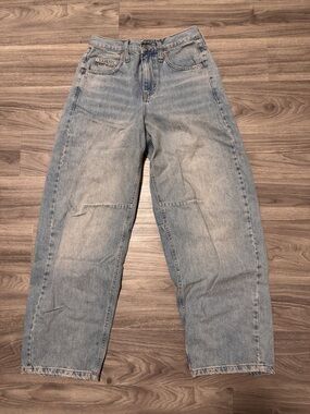 Light Wash High-Rise Straight Leg Jeans